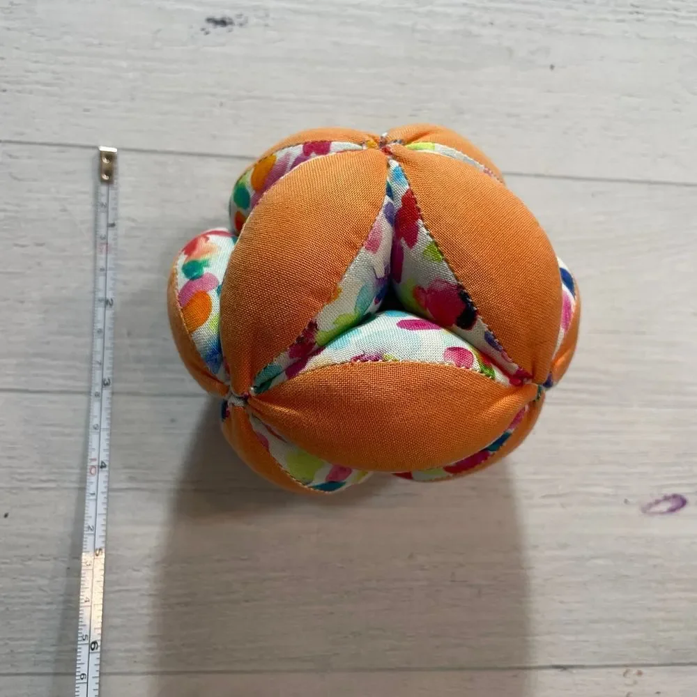 LOVEVERY‎ Rainbow Ball Senser Play Kit 5-6 Months Organic Cotton Play Toy